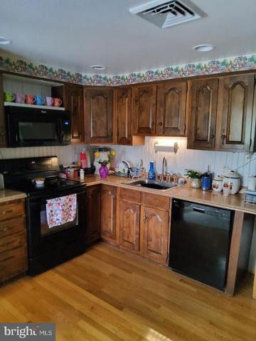 1222 HILLSIDE RD, Pasadena, MD 21122