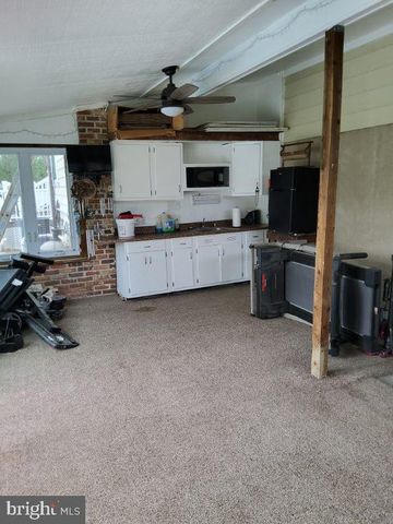 1222 HILLSIDE RD, Pasadena, MD 21122