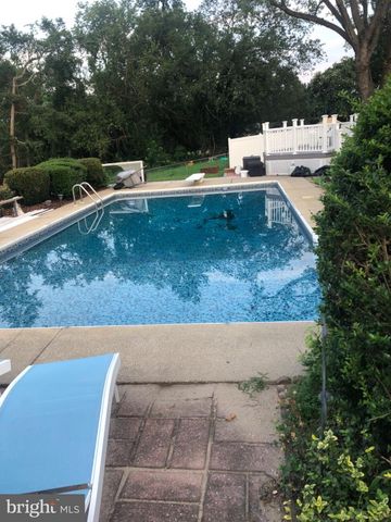 1222 HILLSIDE RD, Pasadena, MD 21122