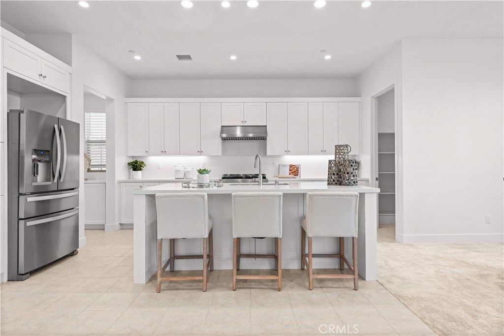 106 Glydon, Irvine, CA 92618 — photo 5