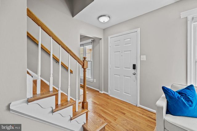 9556 PINE BOUGH PL, Vienna, VA 22181