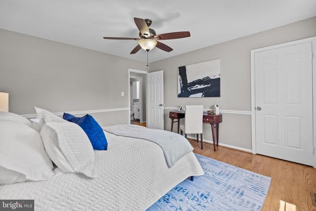 9556 PINE BOUGH PL, Vienna, VA 22181