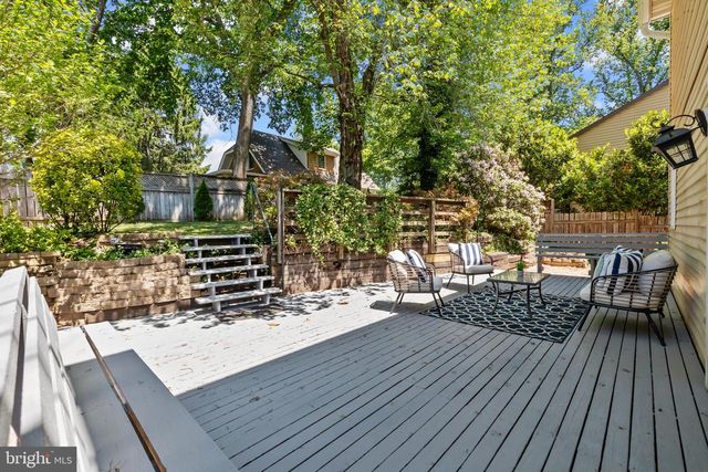 9556 PINE BOUGH PL, Vienna, VA 22181