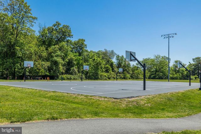 9556 PINE BOUGH PL, Vienna, VA 22181