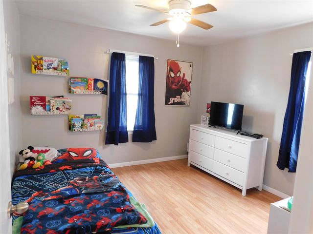 1241 E 27TH Street, Erie, PA 16504