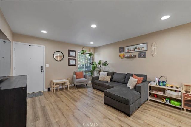 3029 N Cottonwood Street 12, Orange, CA 92865