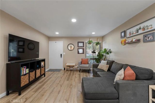 3029 N Cottonwood Street 12, Orange, CA 92865