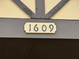 1609 Autumn Breeze, Lewisville, TX 75077