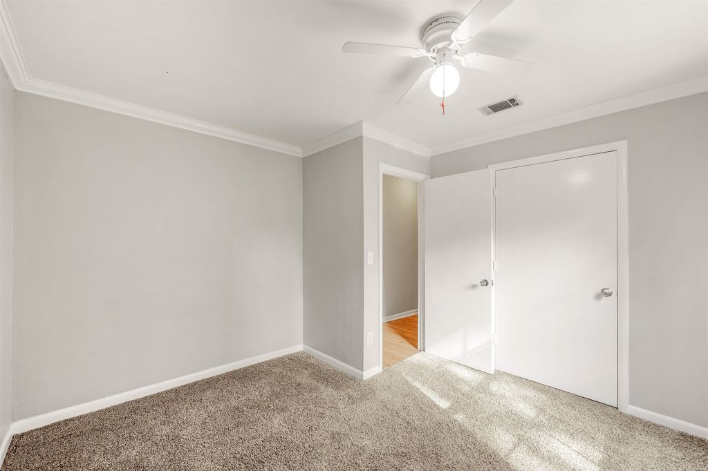 Image 20 of property listing at 2207 Mulberry Boulevard, Tallahassee, FL 32303