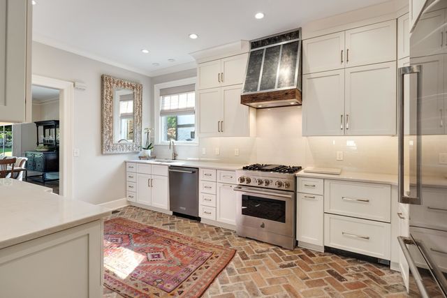 1520 VANCE AVE, Memphis, TN 38104