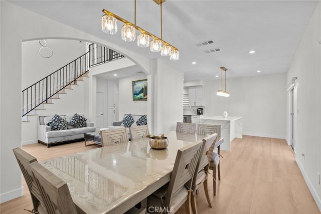 18340 Keswick Street 5, Reseda, CA 91335