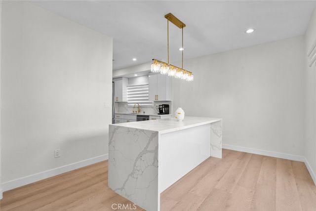 18340 Keswick Street 5, Reseda, CA 91335