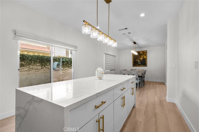 18340 Keswick Street 5, Reseda, CA 91335