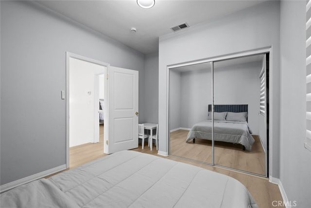 18340 Keswick Street 5, Reseda, CA 91335