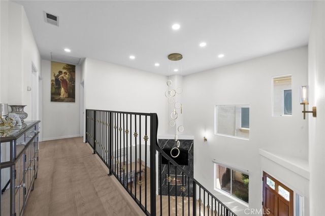 18340 Keswick Street 5, Reseda, CA 91335