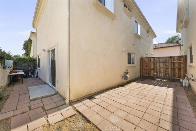 18340 Keswick Street 5, Reseda, CA 91335