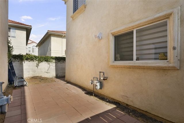 18340 Keswick Street 5, Reseda, CA 91335