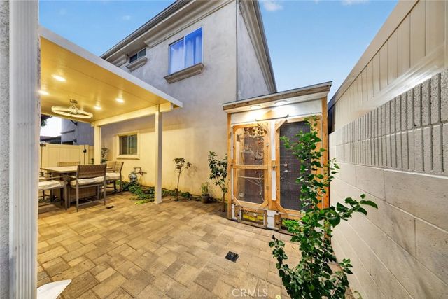 18340 Keswick Street 5, Reseda, CA 91335