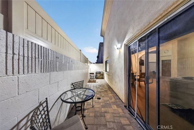 18340 Keswick Street 5, Reseda, CA 91335