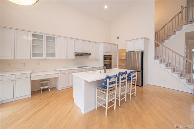 205 Windwatch Drive, Hauppauge, NY 11788