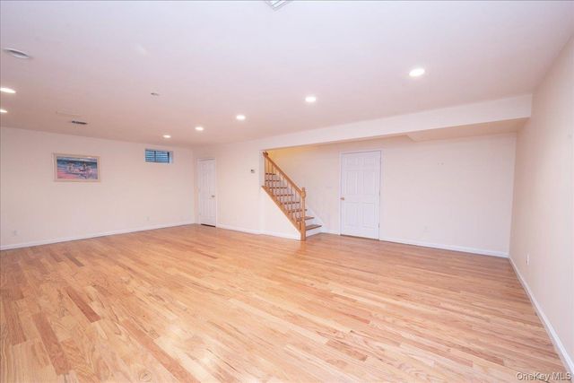 205 Windwatch Drive, Hauppauge, NY 11788