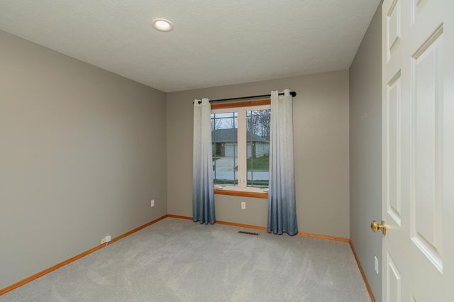 3120 S Nettleton Avenue, Springfield, MO 65807