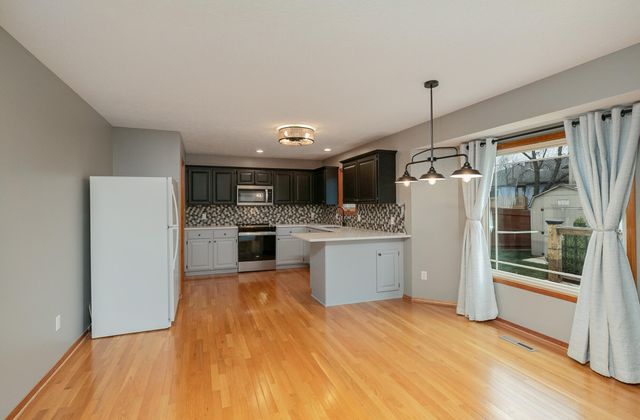 3120 S Nettleton Avenue, Springfield, MO 65807