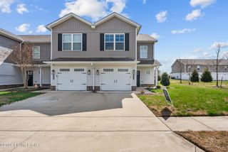 6116 Goalby Dr, Louisville, KY 40258