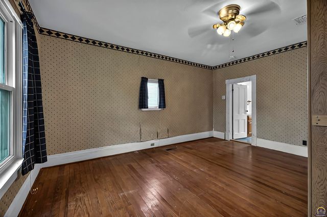 612 Wisconsin AVE, Holton, KS 66436