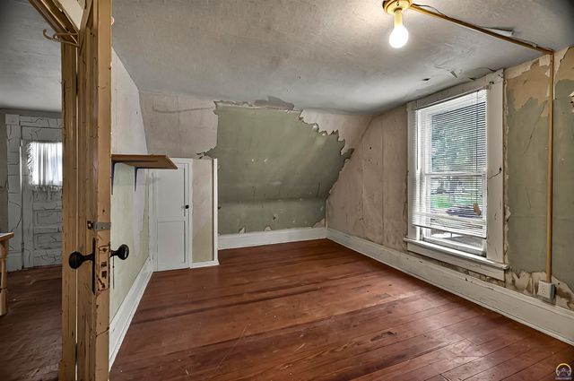 612 Wisconsin AVE, Holton, KS 66436