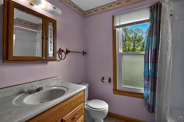 612 Wisconsin AVE, Holton, KS 66436