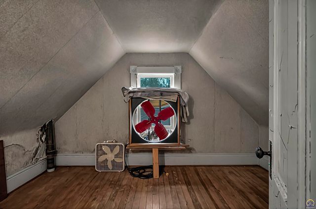 612 Wisconsin AVE, Holton, KS 66436