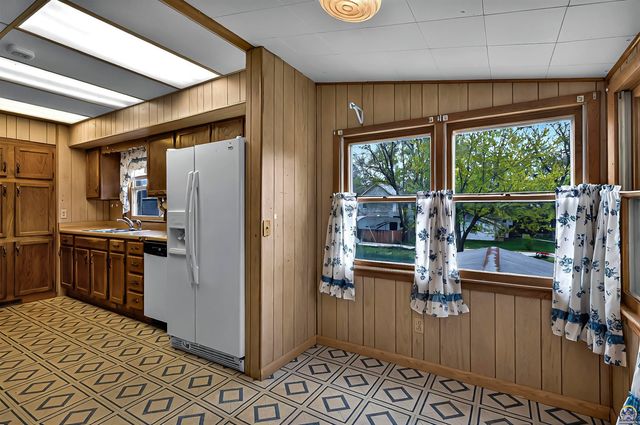 612 Wisconsin AVE, Holton, KS 66436