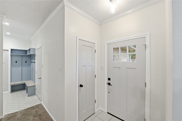 6732 Basswood Drive, Fort Worth, TX 76135