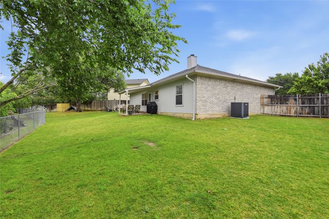 6732 Basswood Drive, Fort Worth, TX 76135