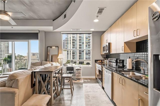 250 Pharr Road NE 804, Atlanta, GA 30305