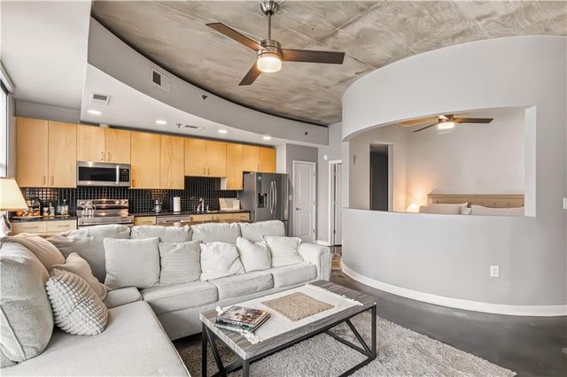 250 Pharr Road NE 804, Atlanta, GA 30305