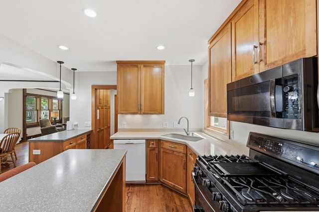 2900 Webster Avenue S, Saint Louis Park, MN 55416