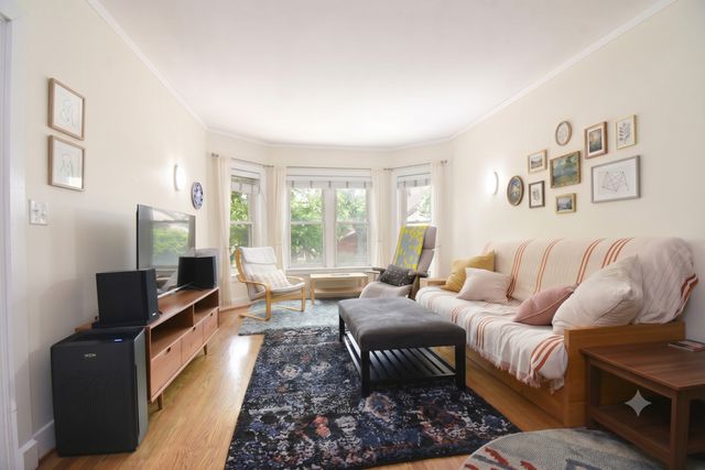 1730 W Foster Avenue 1, Chicago, IL 60640