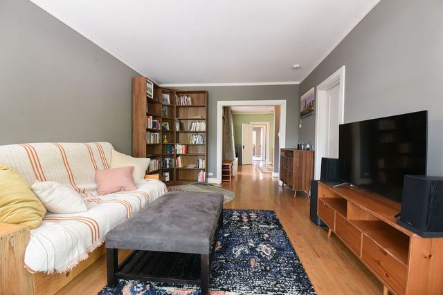 1730 W Foster Avenue 1, Chicago, IL 60640