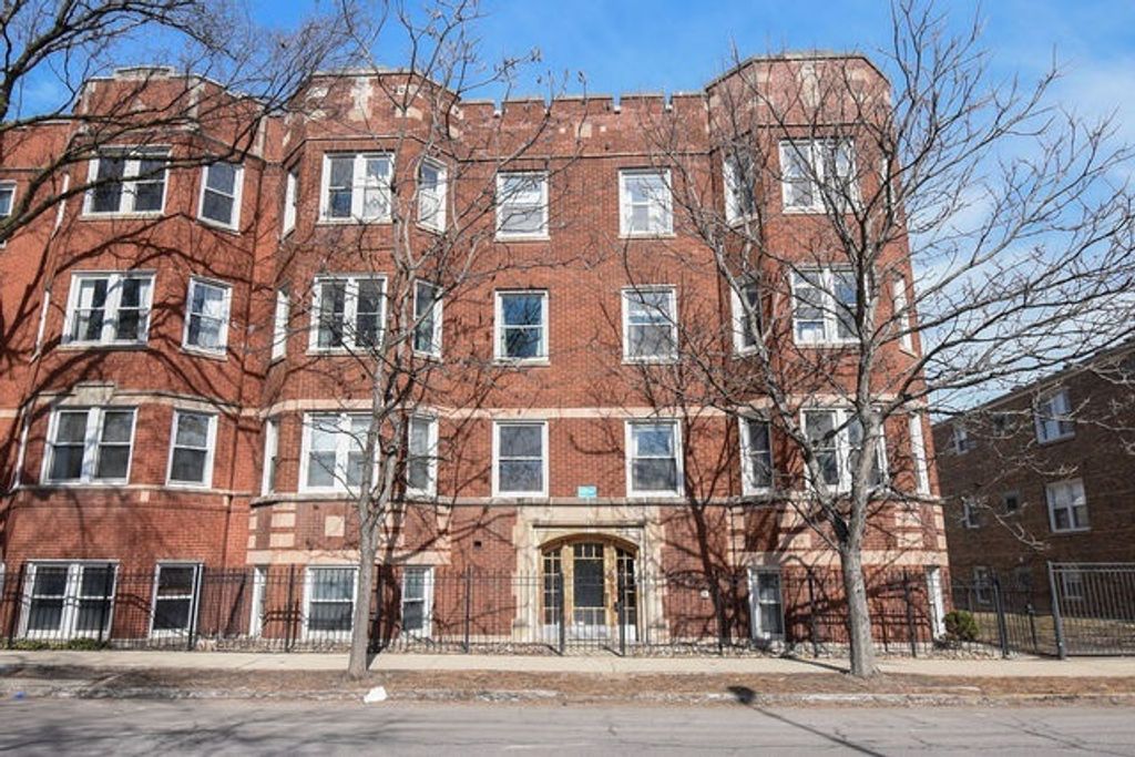 1730 W Foster Avenue 1, Chicago, IL 60640