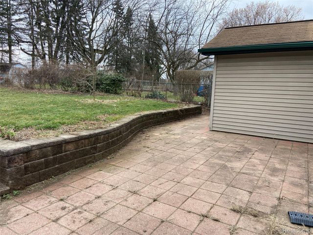 2646 Genes Drive, Auburn Hills, MI 48326