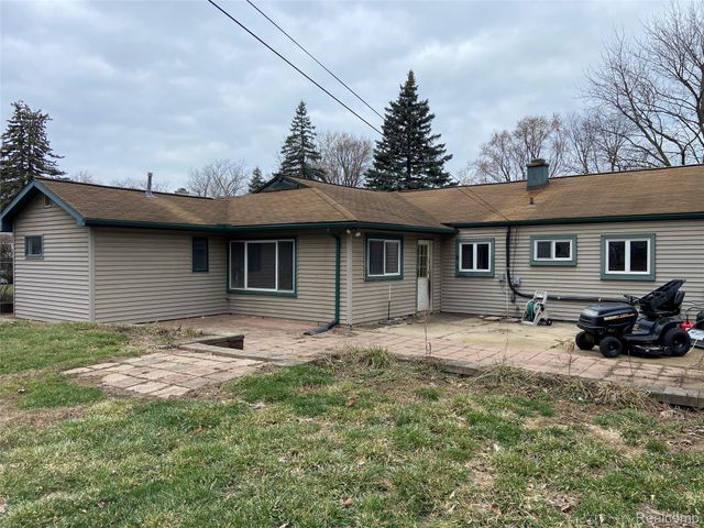 2646 Genes Drive, Auburn Hills, MI 48326