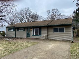 2646 Genes Drive, Auburn Hills, MI 48326