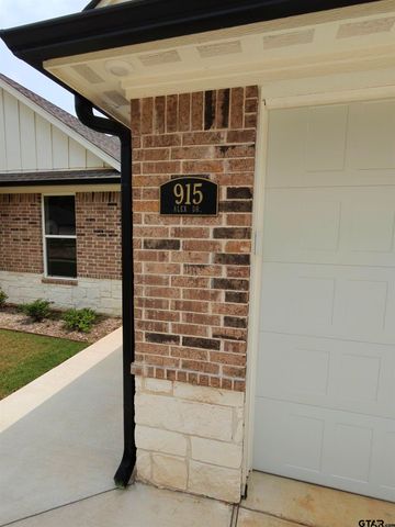 915 Alex Dr, Whitehouse, TX 75791
