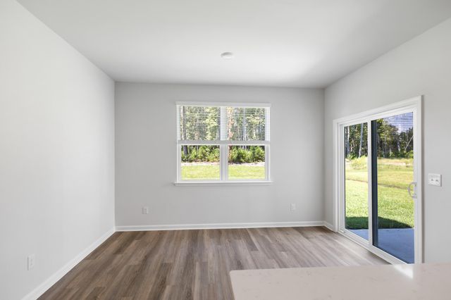 542 Tulip Poplar Drive, Moncks Corner, SC 29461