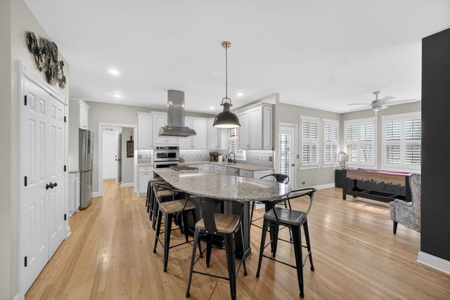 5304 Rita Avenue, Crystal Lake, IL 60014