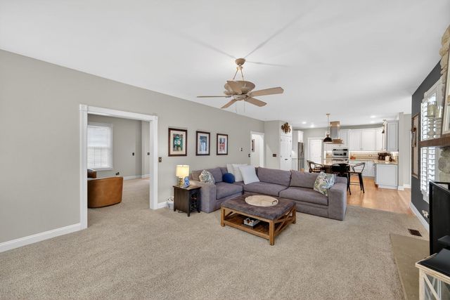 5304 Rita Avenue, Crystal Lake, IL 60014