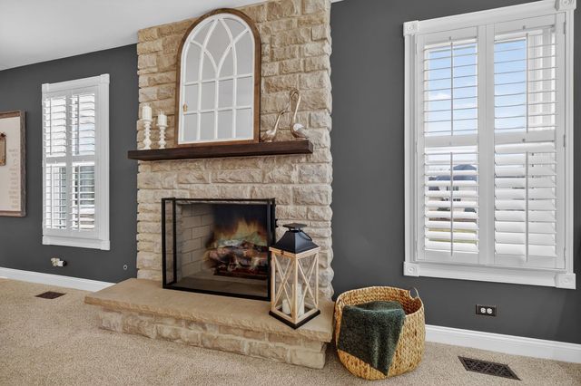 5304 Rita Avenue, Crystal Lake, IL 60014