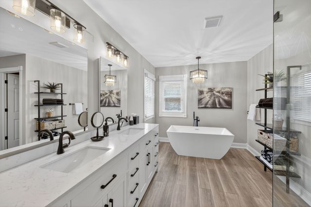 5304 Rita Avenue, Crystal Lake, IL 60014